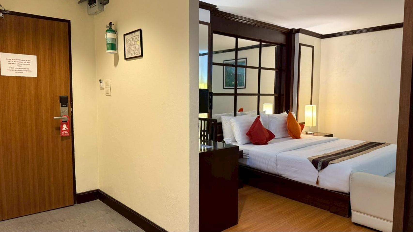 Grand Business Inn Bangkok Luaran gambar