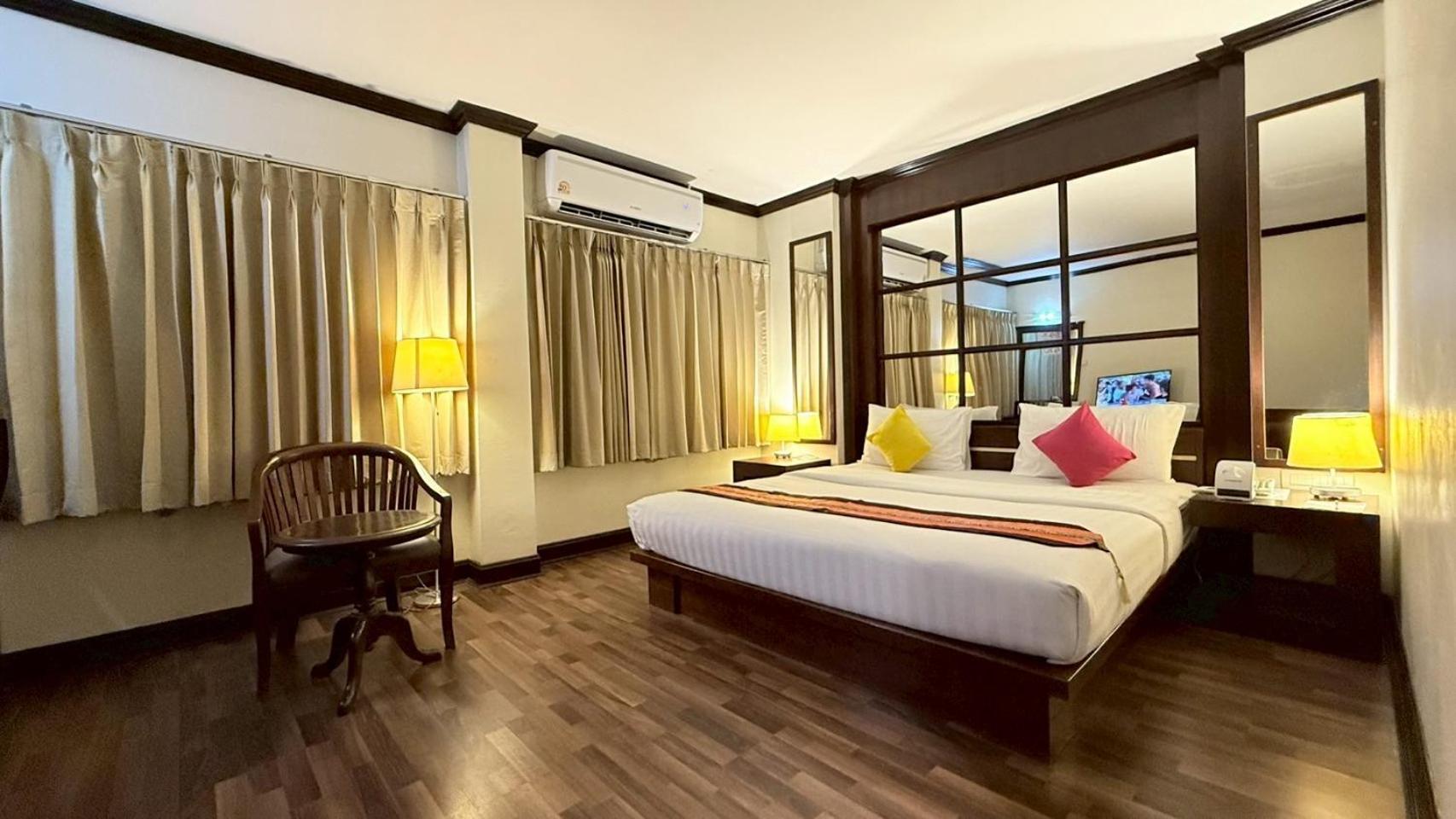 Grand Business Inn Bangkok Luaran gambar