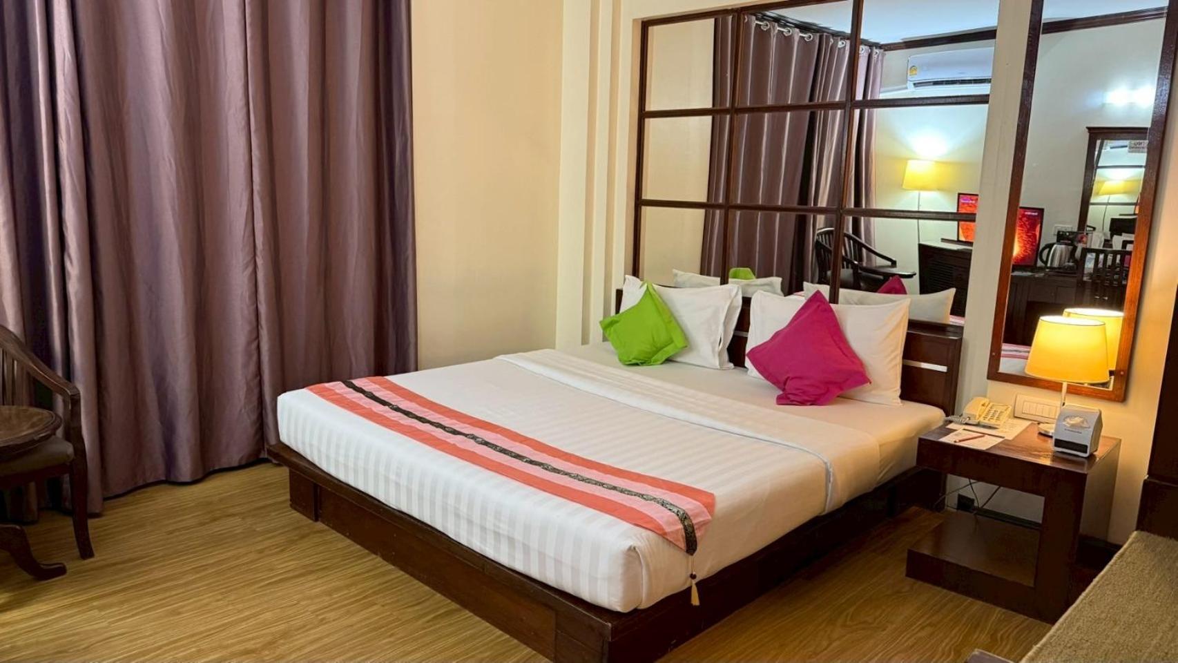 Grand Business Inn Bangkok Luaran gambar