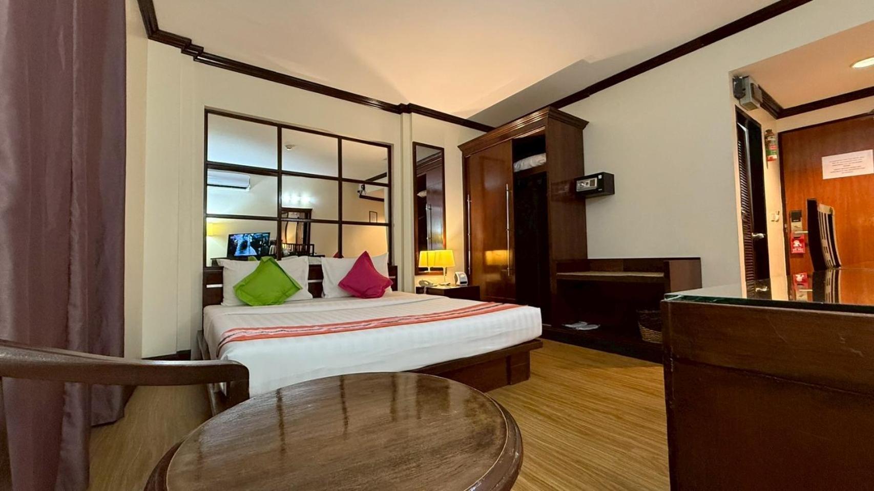 Grand Business Inn Bangkok Luaran gambar
