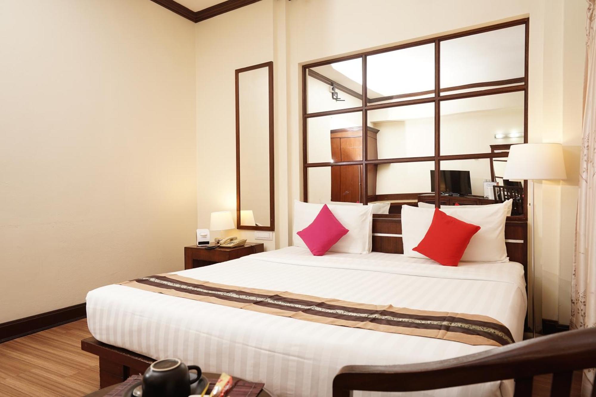 Grand Business Inn Bangkok Luaran gambar